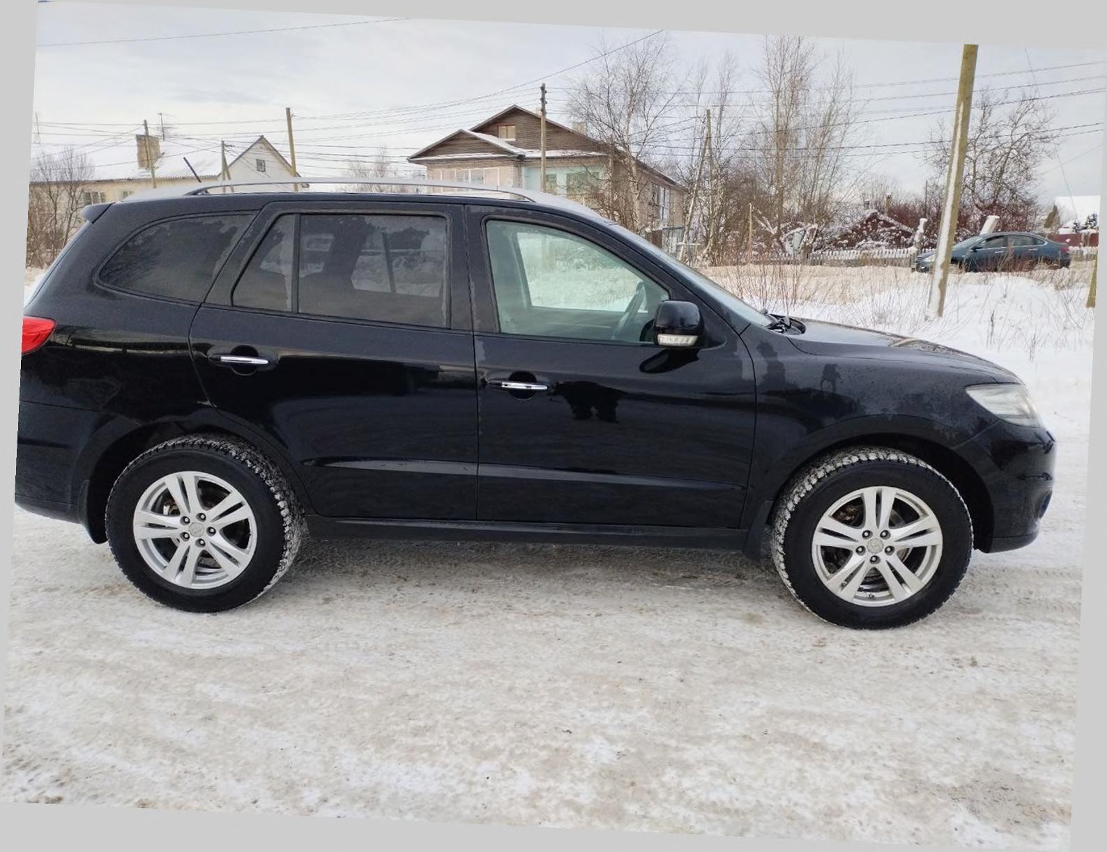 Hyundai Santa Fe 2011 год