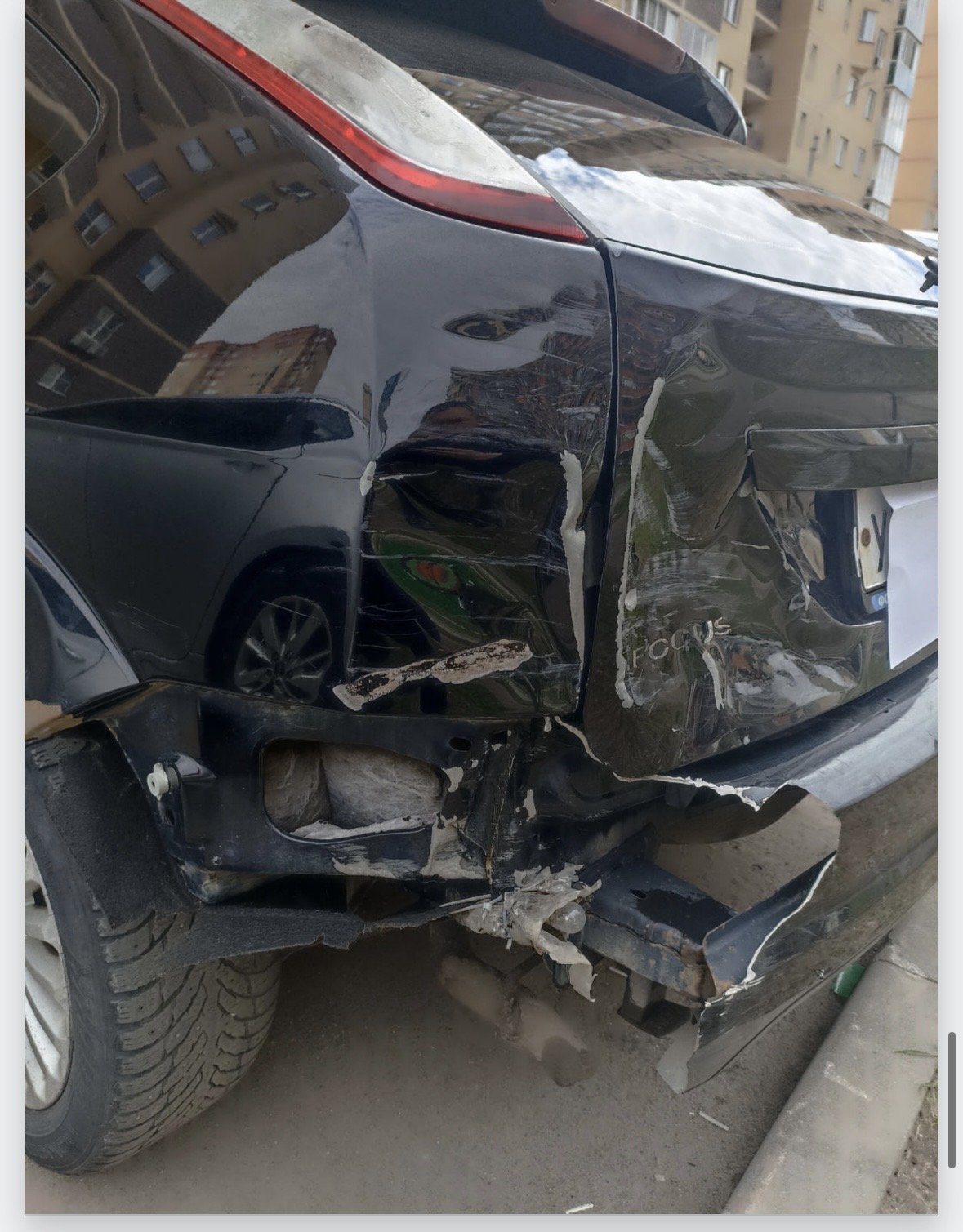 Ford Focus 2011 год