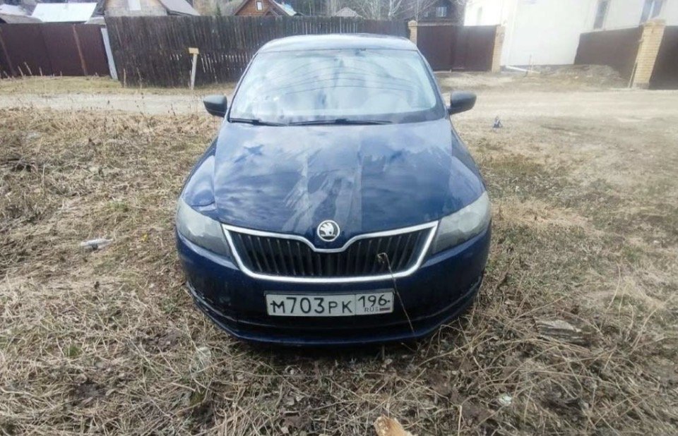 Skoda Rapid 2015 год