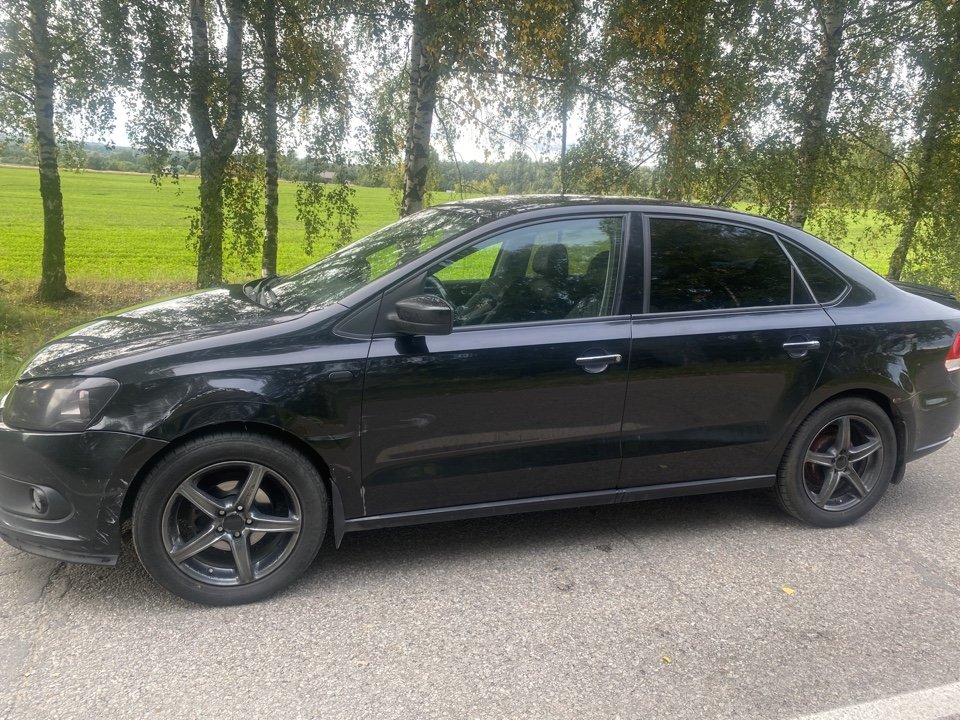 Volkswagen Polo 2012 год