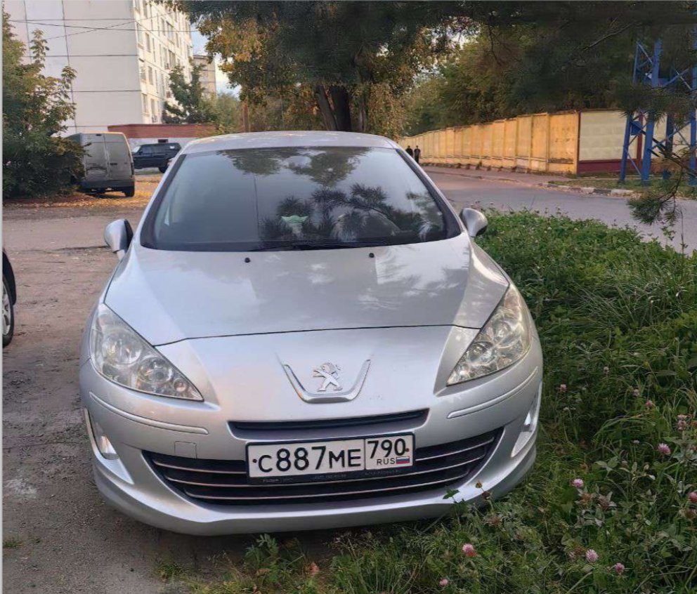 Peugeot 408 2013 год