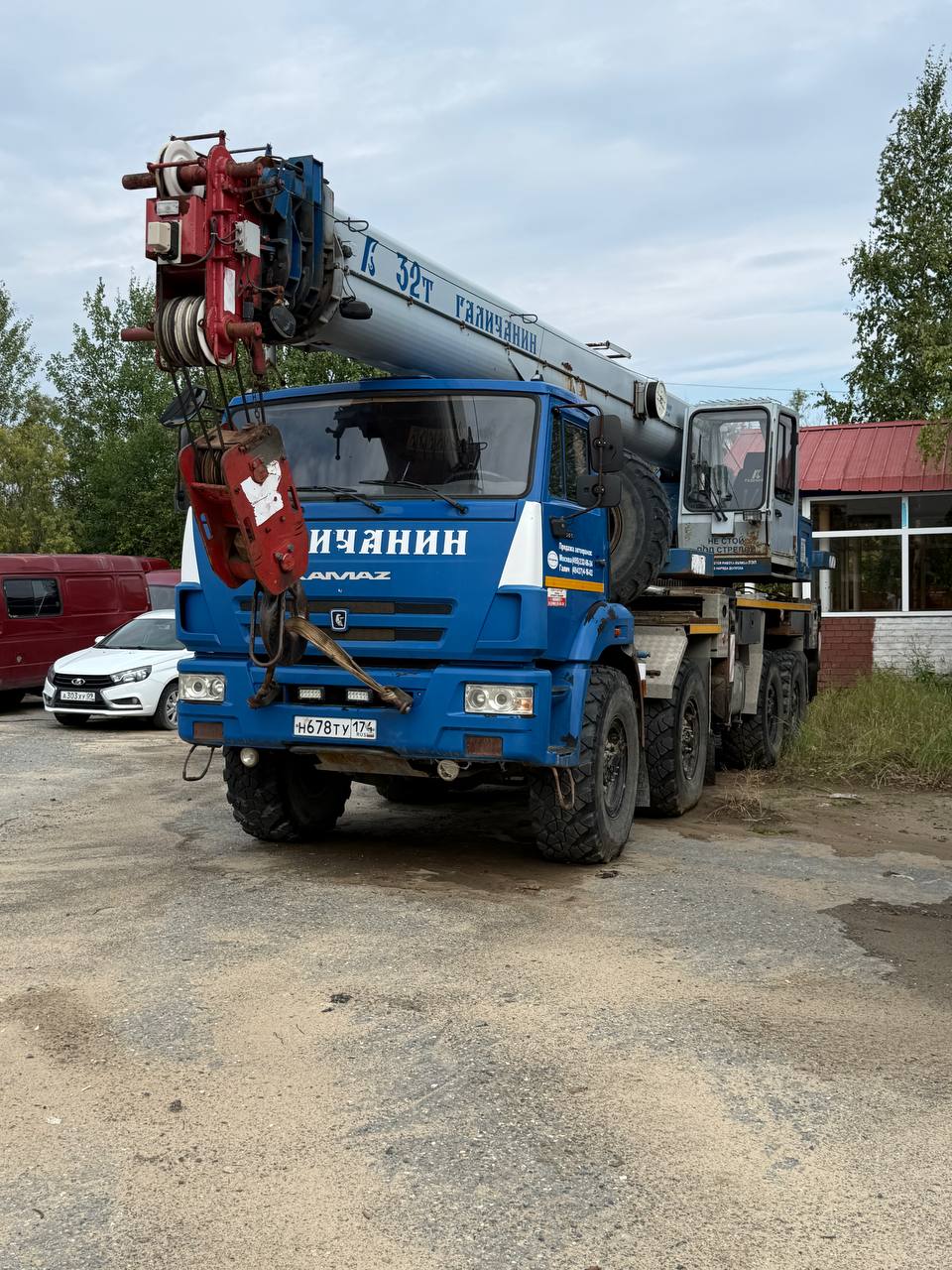 КАМАЗ 63501-4 (КС 55729-5В специальный автокран) 2016 год