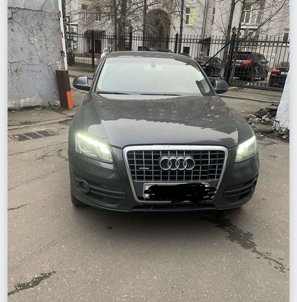 Audi Q5 2008 год