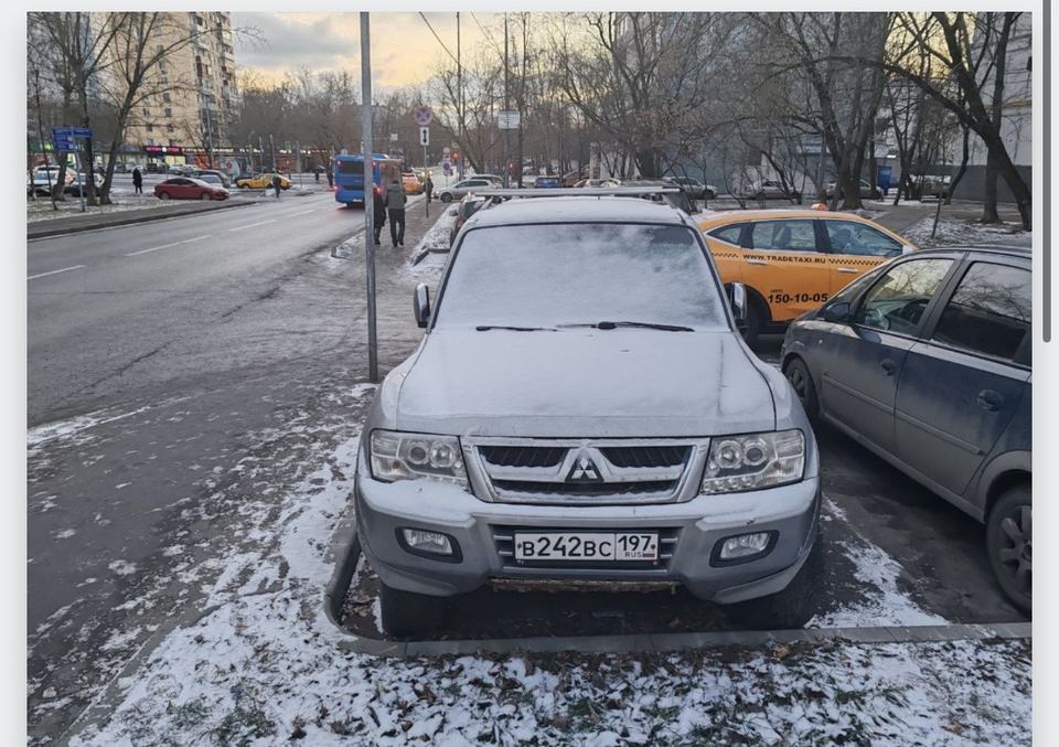 Mitsubishi Pajero 1996 год