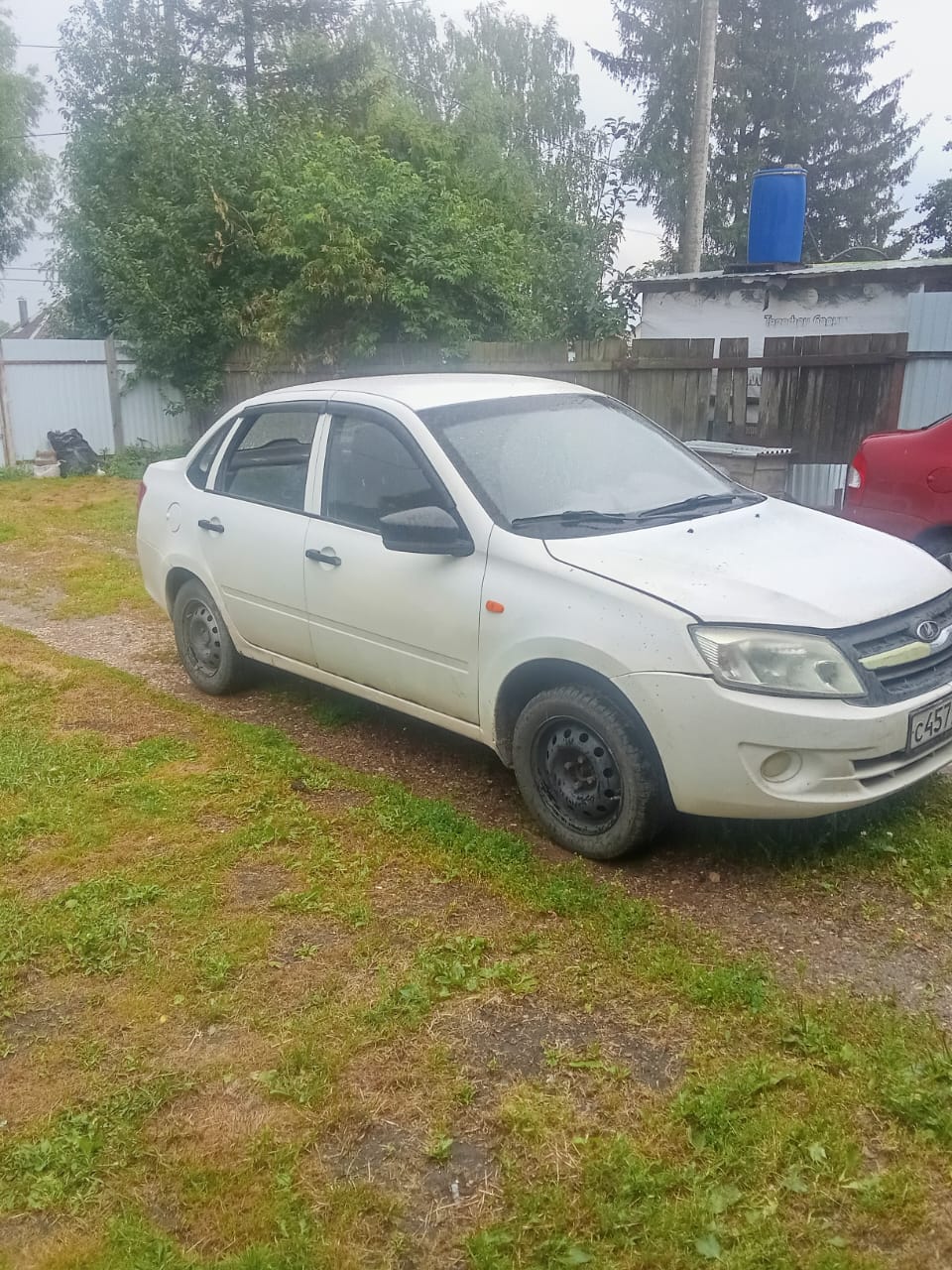 Lada Granta 2013 год