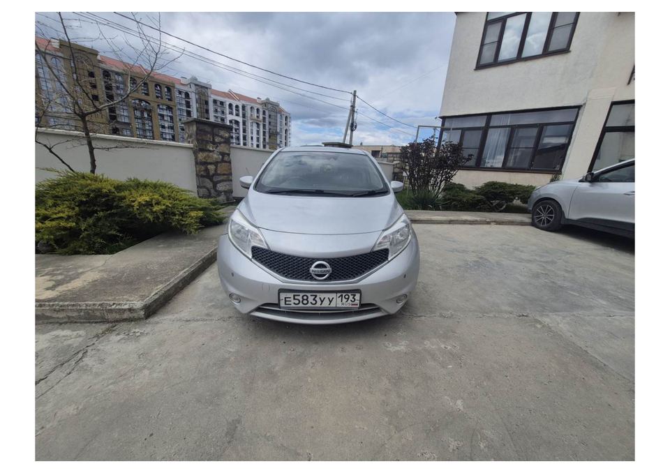 Nissan NOTE 2015 год