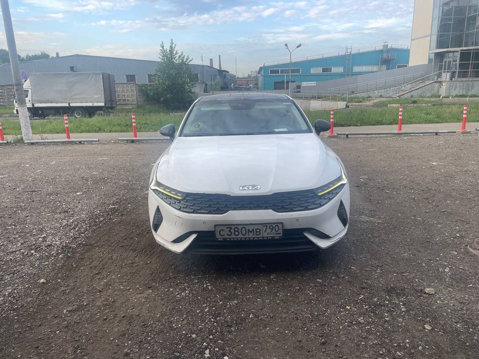 Kia K5 2022 год