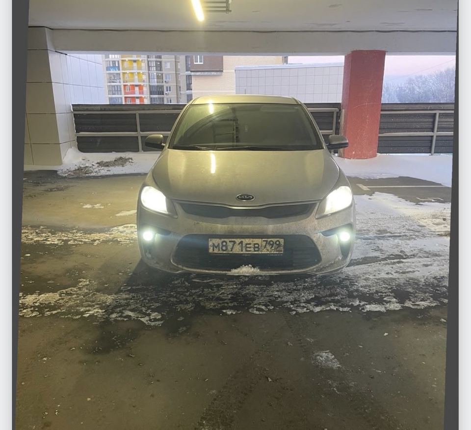 Kia Rio 2018 год
