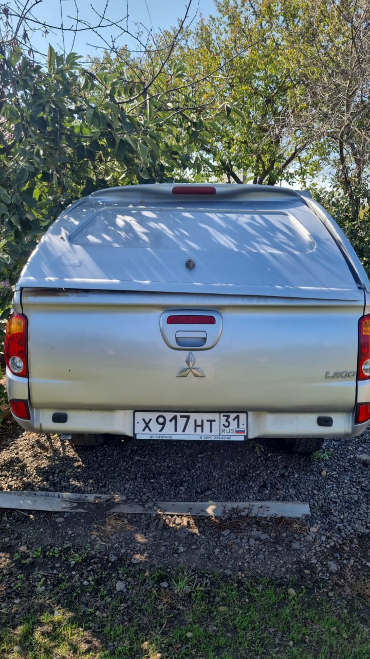 Mitsubishi L200 2014 год