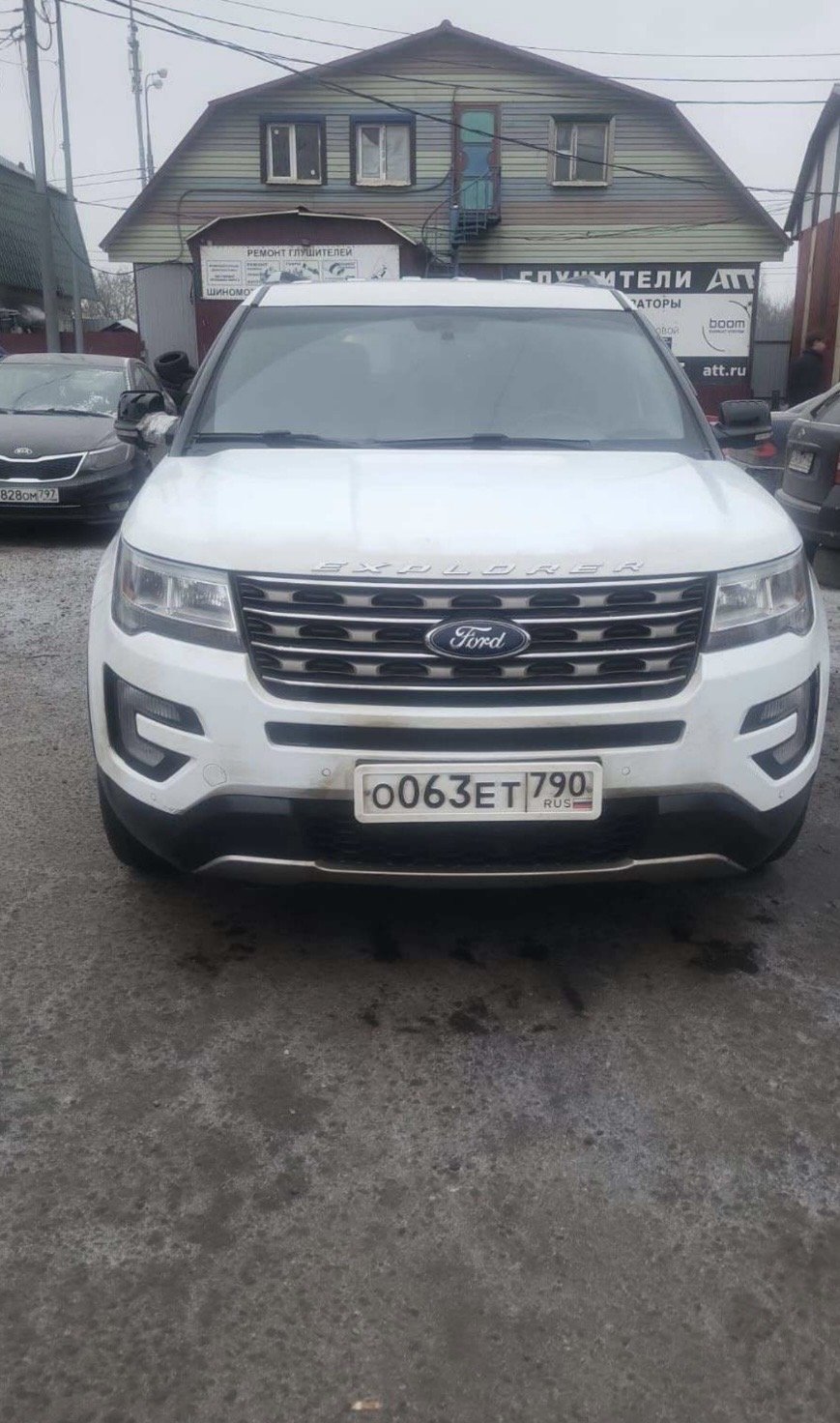 Ford Explorer 2017 год