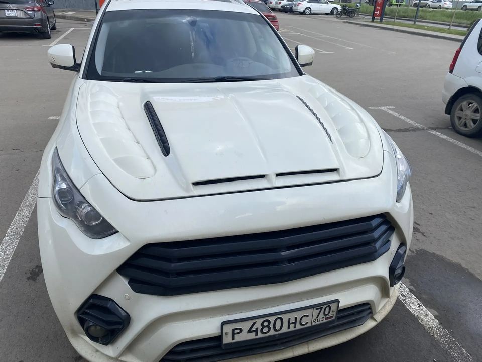 Infiniti FX 37 2012 год