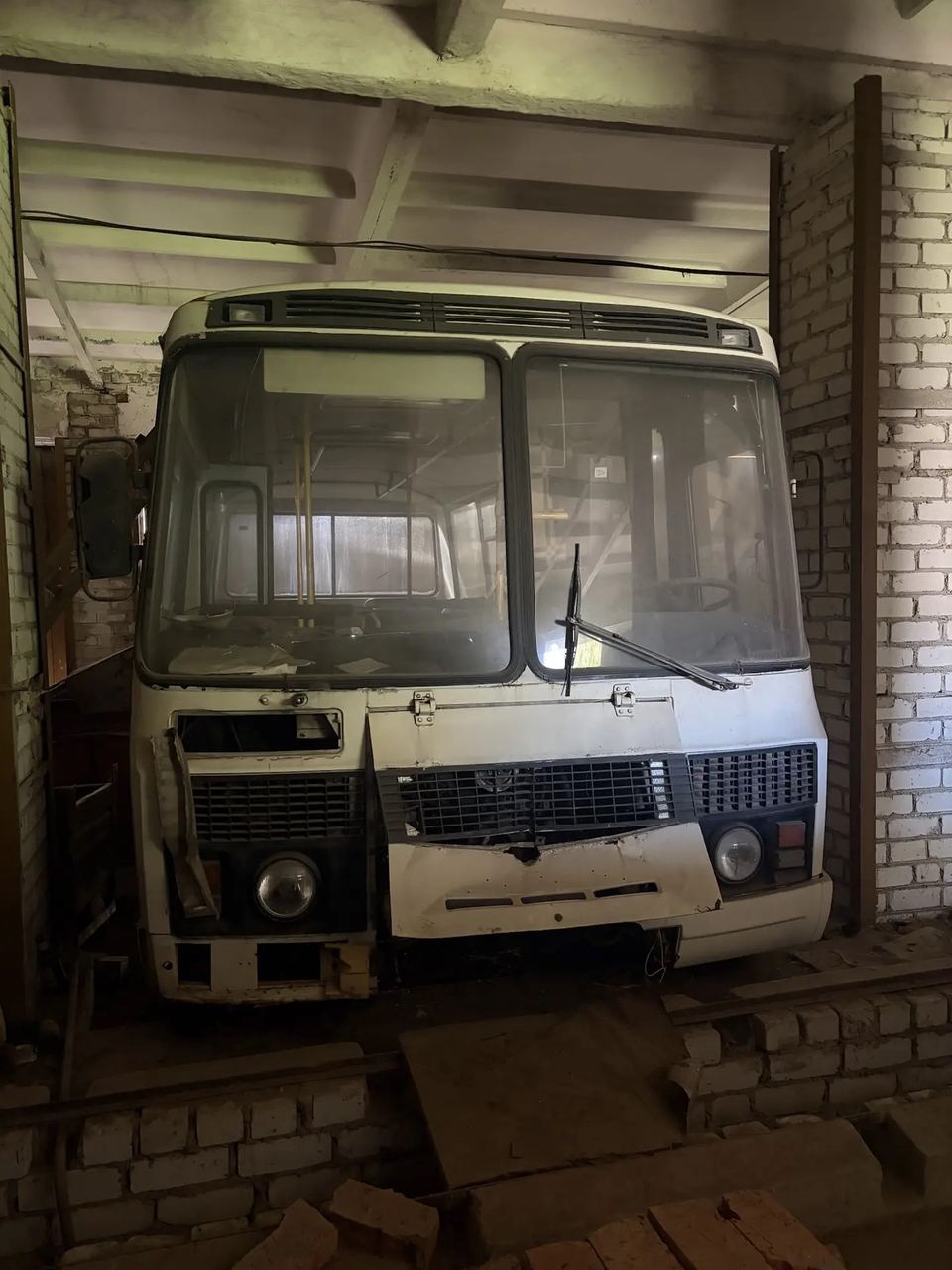ПАЗ 320530 2004 год