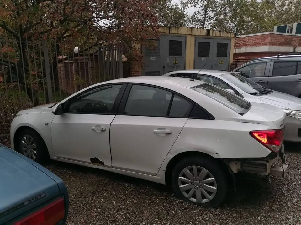 Chevrolet CRUZE 2014 год