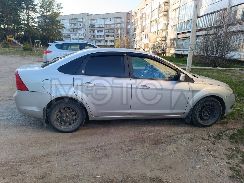 Ford Focus 2008 год