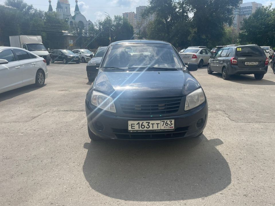 Lada Granta 2012 год