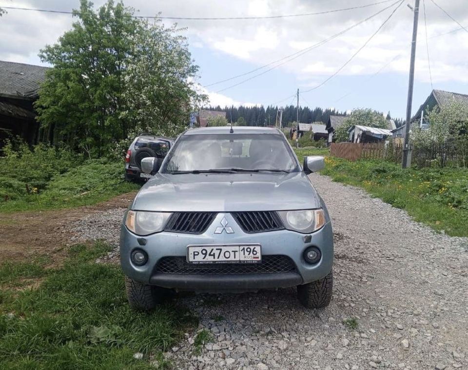 Mitsubishi L200 2.5 2008 год