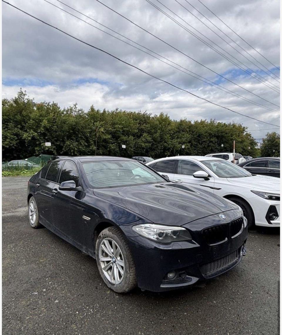 BMW 528i xDrive 2013 год