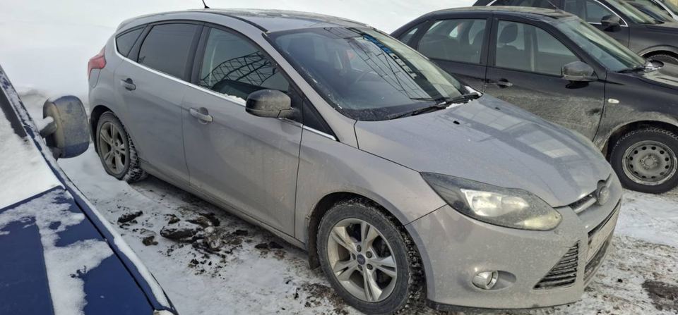 Ford Focus 2011 год