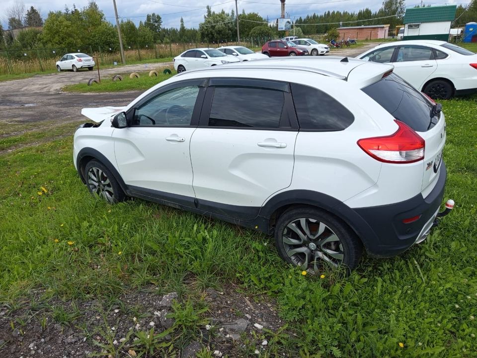 Lada XRAY 2019 год