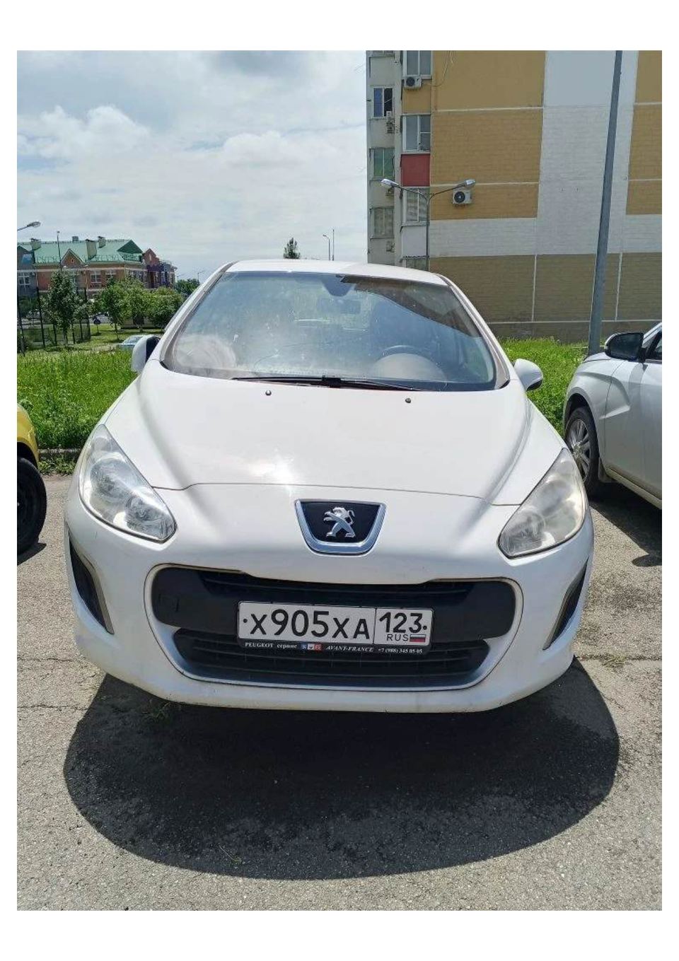 Peugeot 308 2012 год