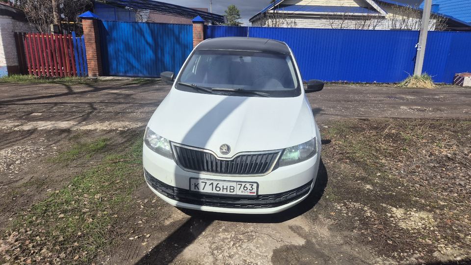 Skoda Rapid 2015 год