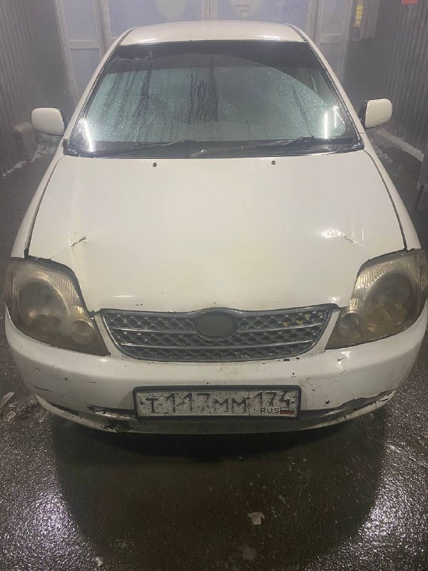 Toyota Corolla 2001 год