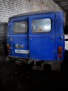 Автомобиль УAЗ22069.