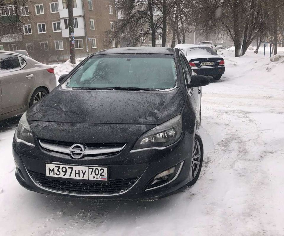 Opel ASTRA 2014 год