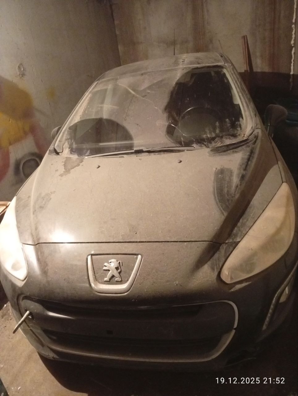 Peugeot 308 2012 год