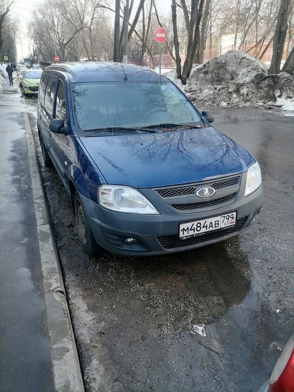 Lada Largus 2017 год