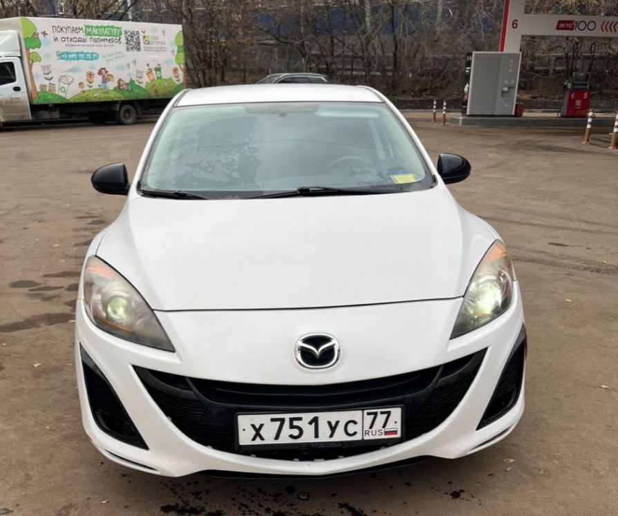 Mazda 3 2010 год