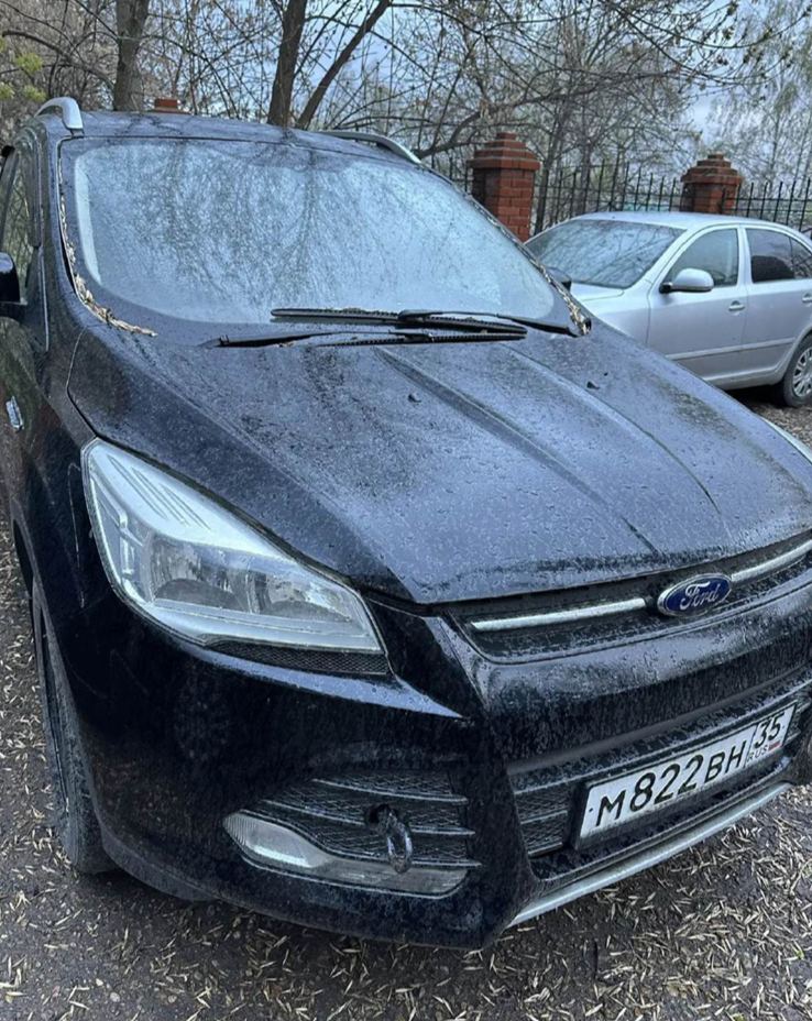Ford Kuga 2013 год