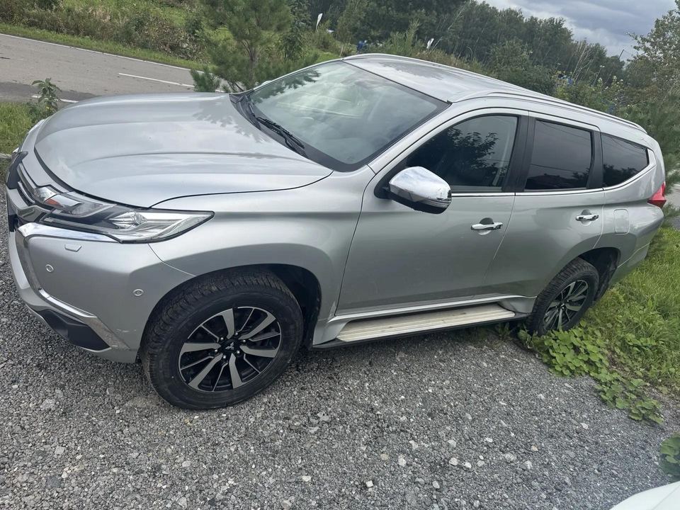Mitsubishi Pajero Sport 2017 год