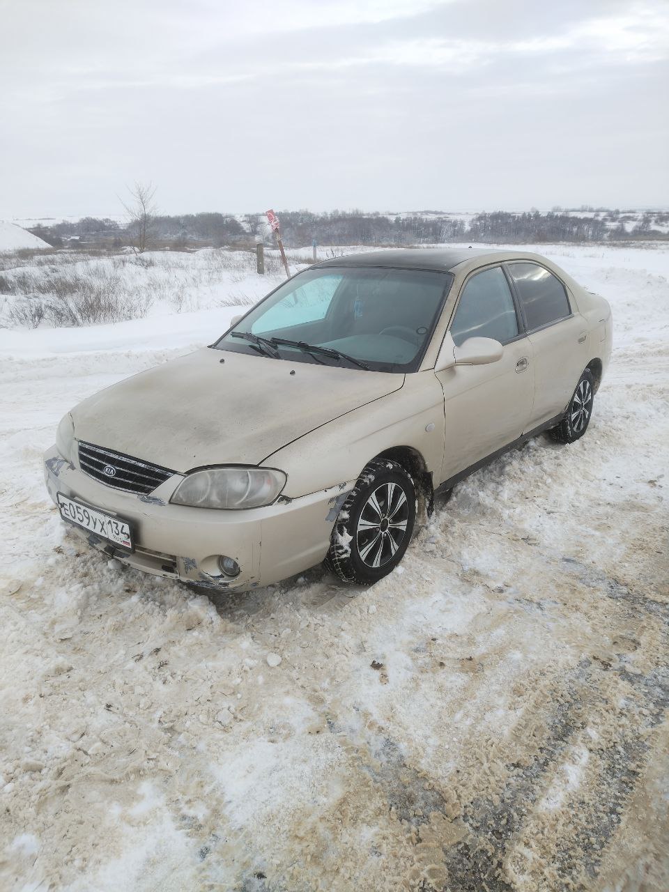 Kia SEPHIA 2001 год