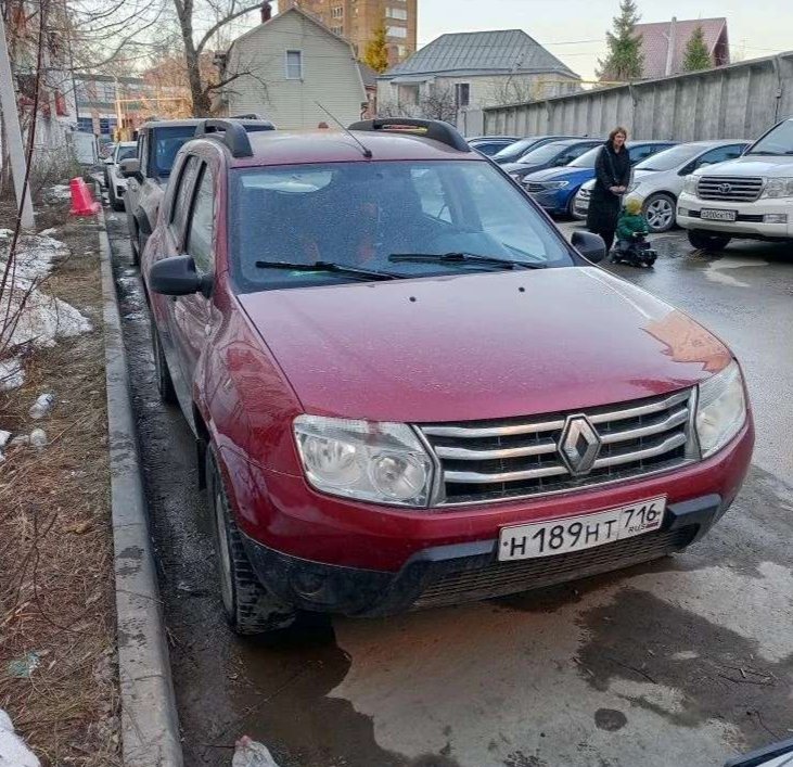 Renault DUSTER 2014 год