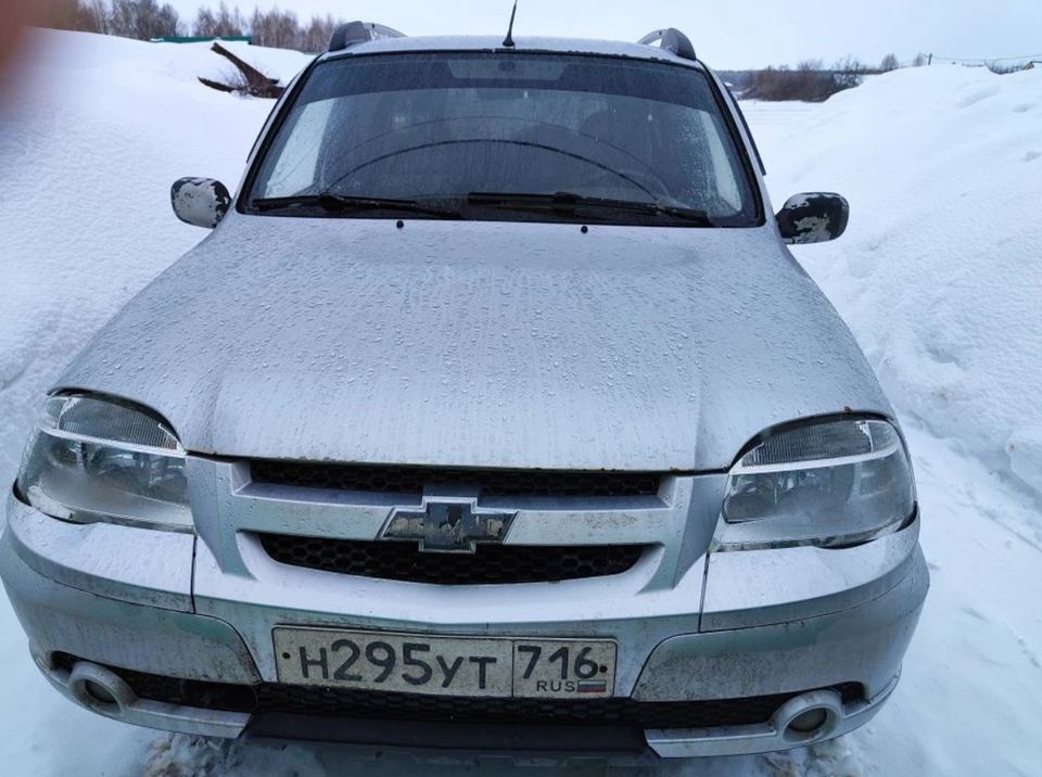 Chevrolet НИВА 2003 год