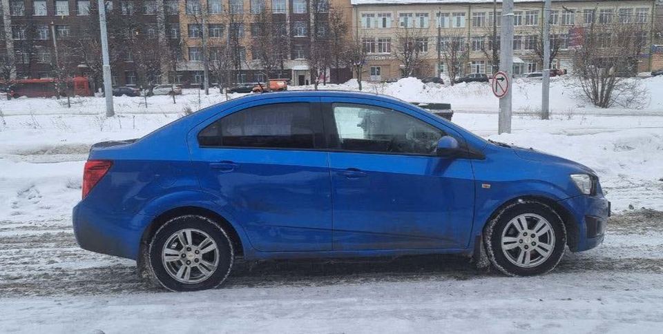 Chevrolet Aveo 2012 год