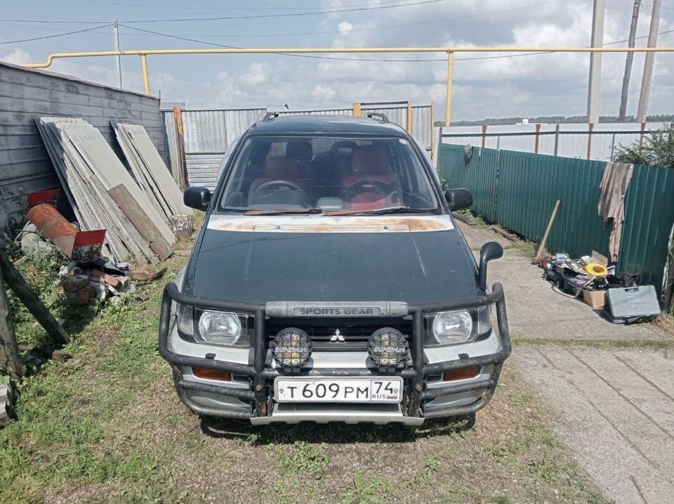 Mitsubishi RVR 1994 год