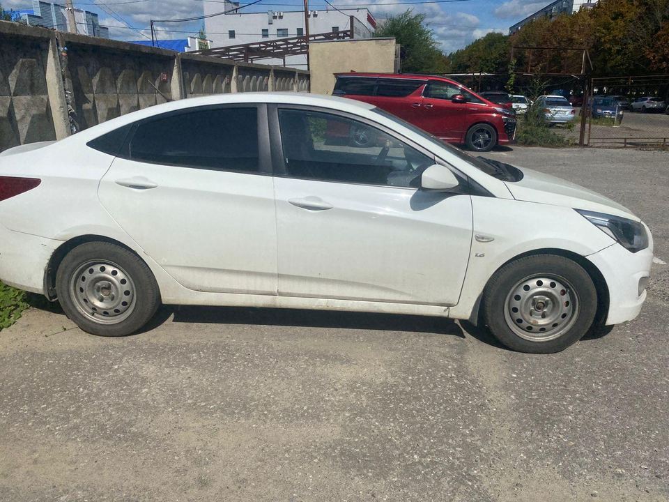 Hyundai Solaris 2015 год