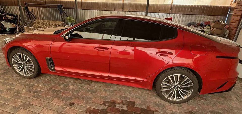 Kia STINGER 2019 год