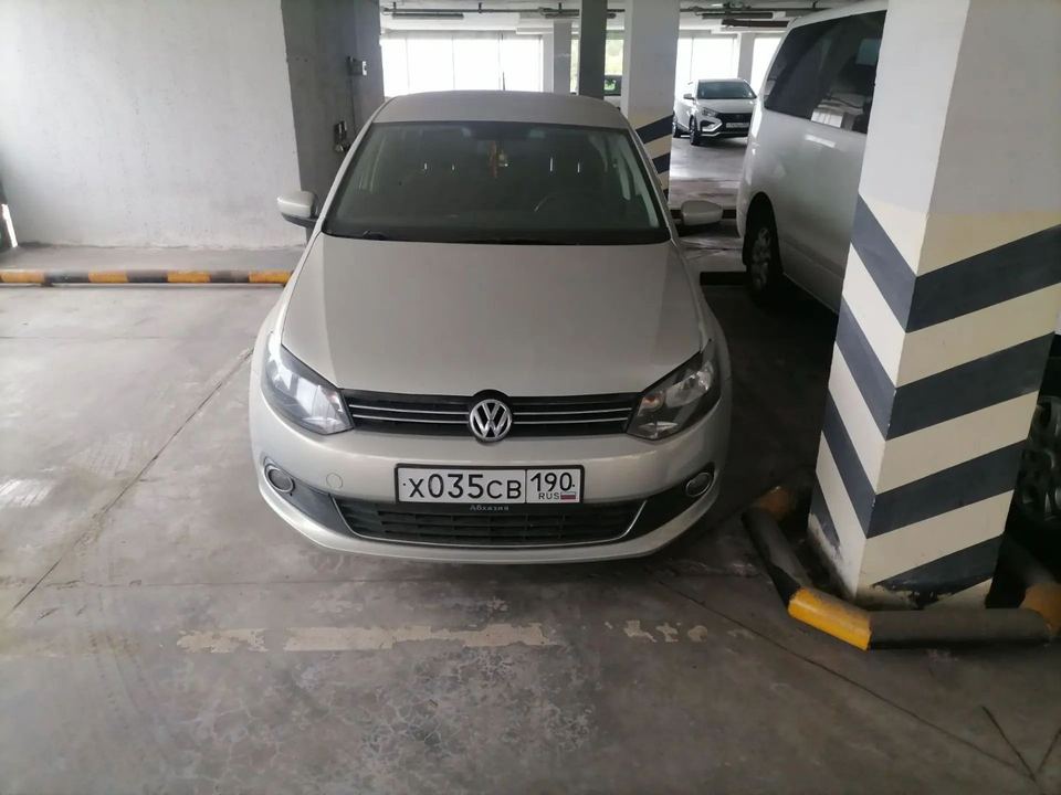 Volkswagen Polo 2011 год