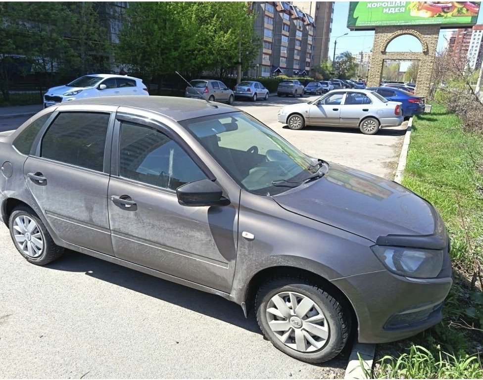 Lada Granta 2019 год