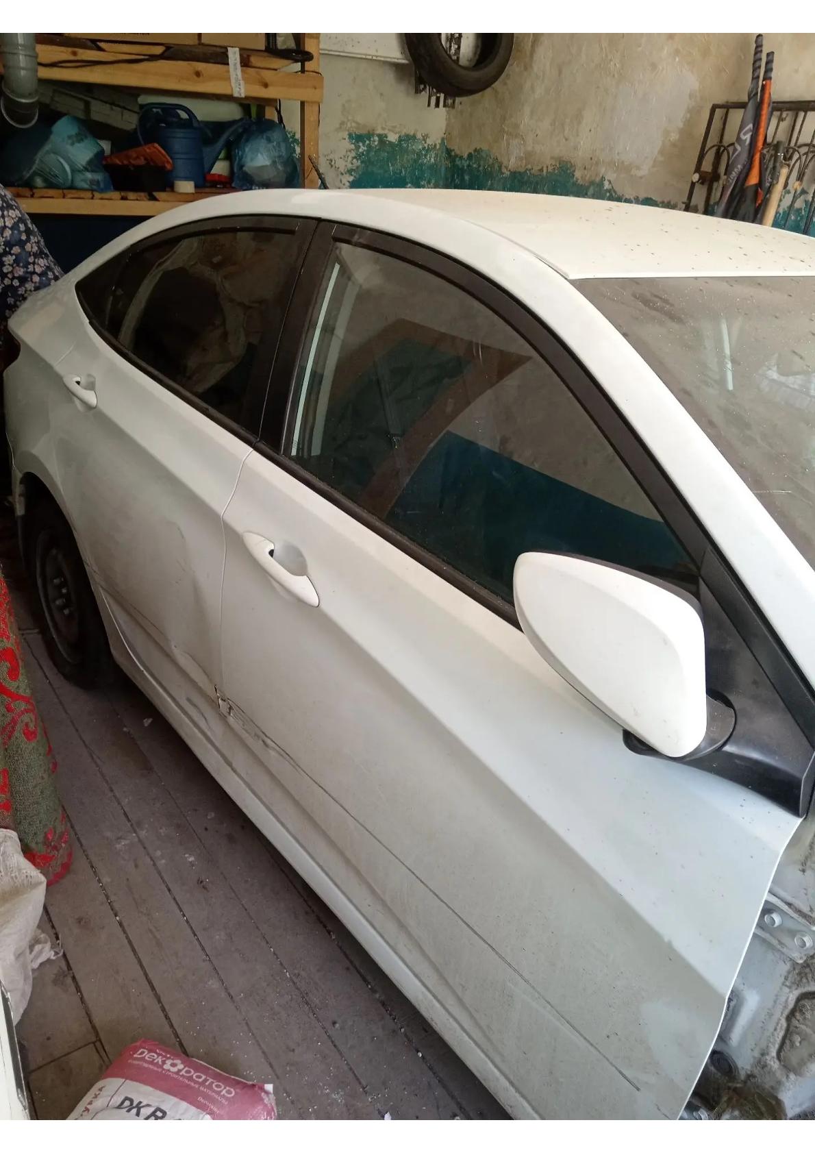 Hyundai Solaris 2015 год
