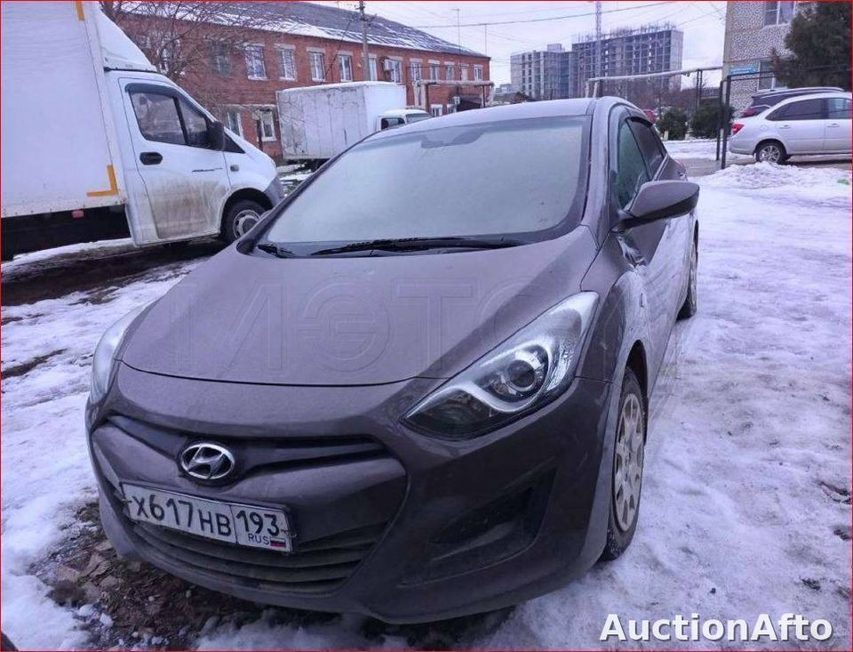 Hyundai i30 2013 год