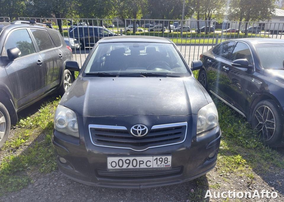 Toyota AVENSIS 2008 год