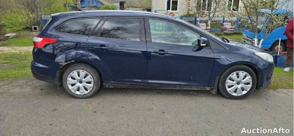 Ford Focus 2012 год
