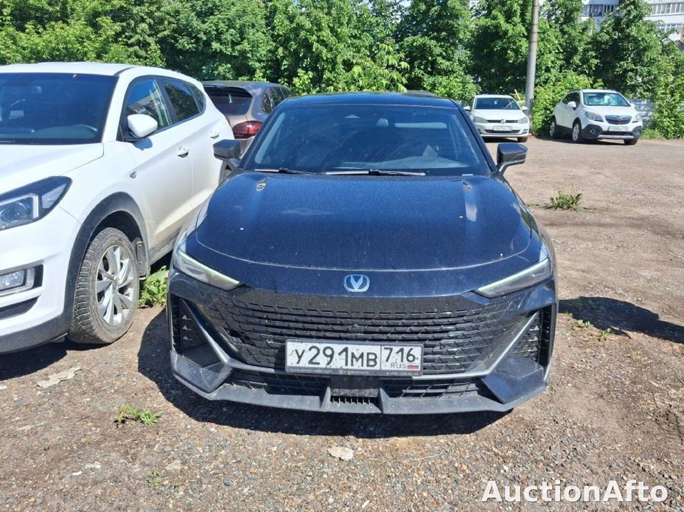 Changan UNI-V 2023 год