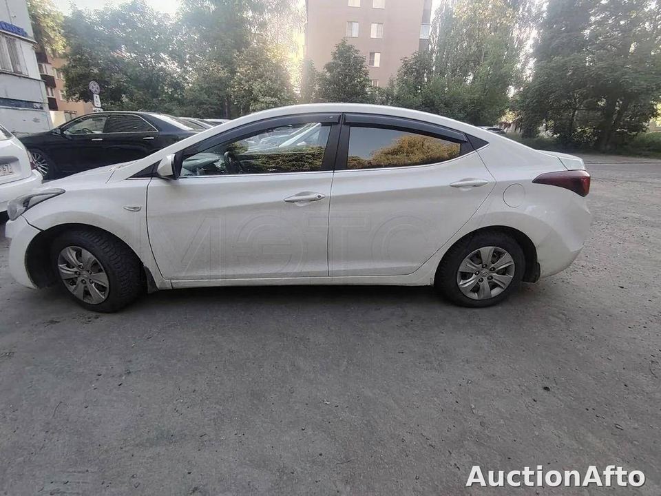 Hyundai Elantra 2014 год