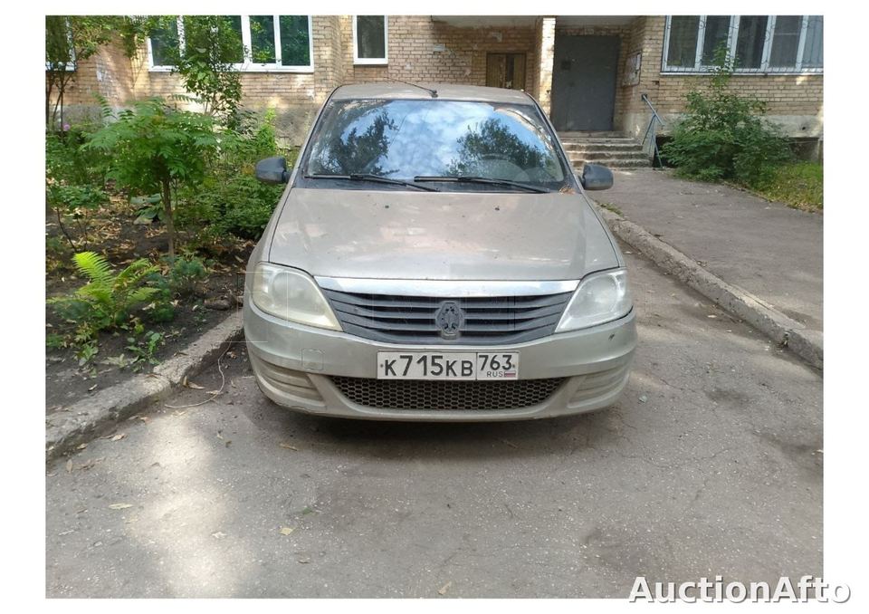 Renault Logan 2010 год