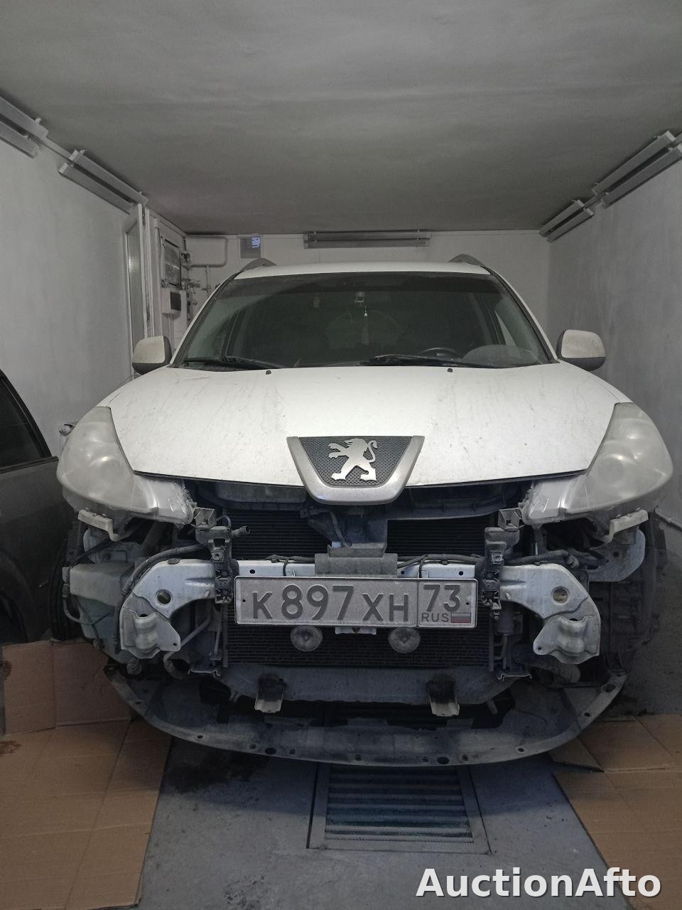 Peugeot 4007 2011 год